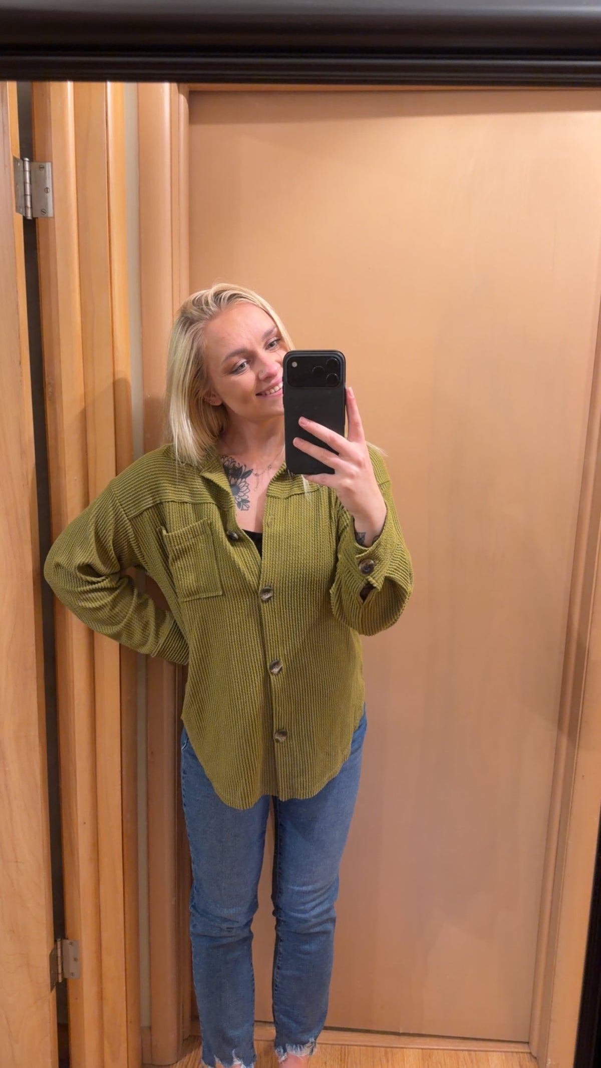 *Olive Oversized Ribbed Shacket*